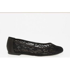 Black Lace Ballerina Flats